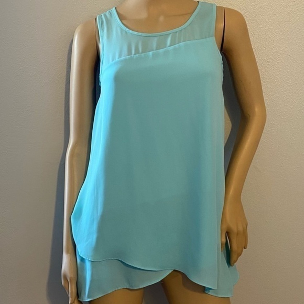 IZ byer blue solid top size S